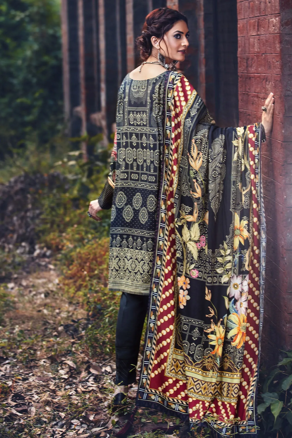 2564-BLACK DIGITAL PRINTED LINEN UNSTITCHED