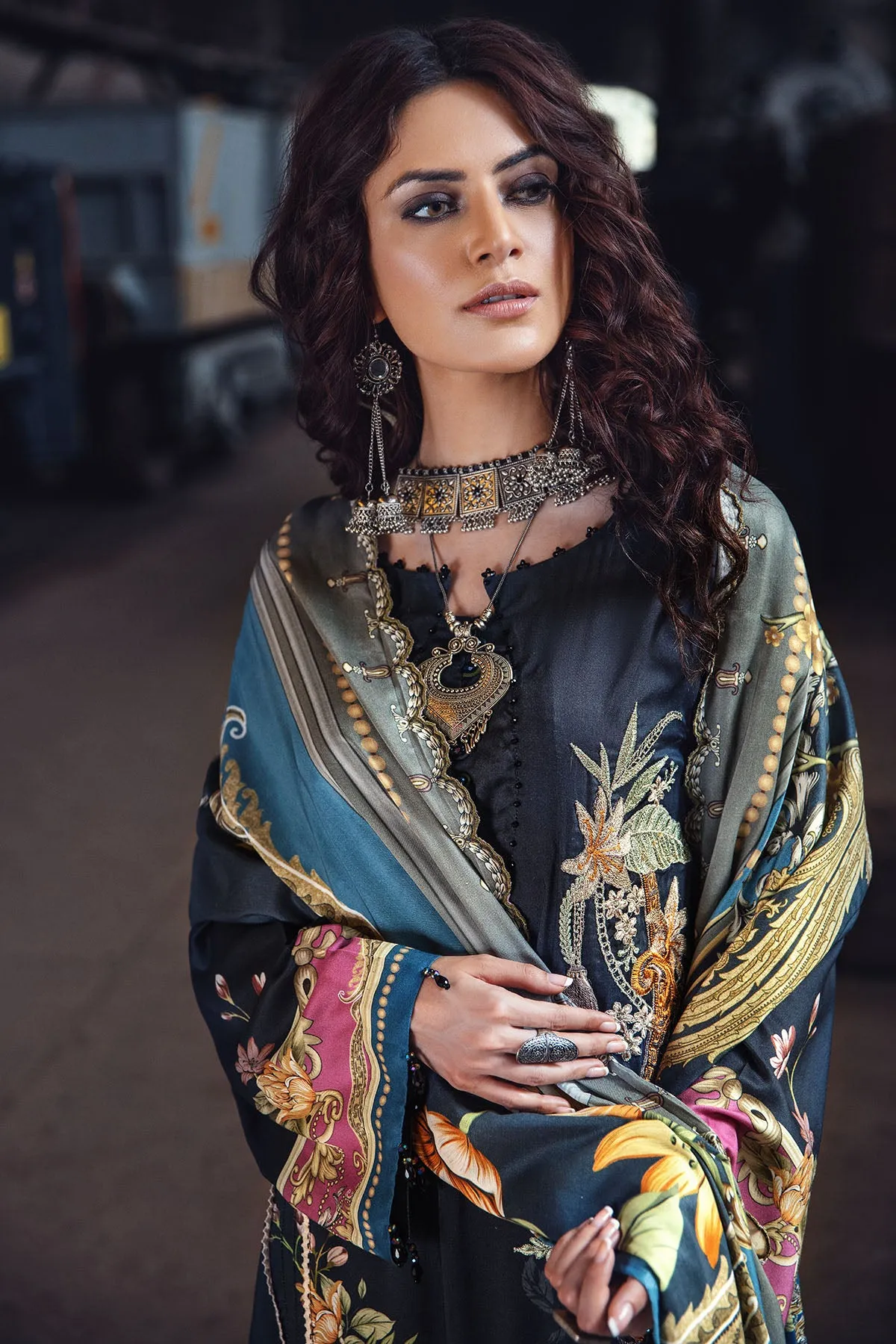2570-CHARCOAL DIGITAL PRINTED LINEN UNSTITCHED