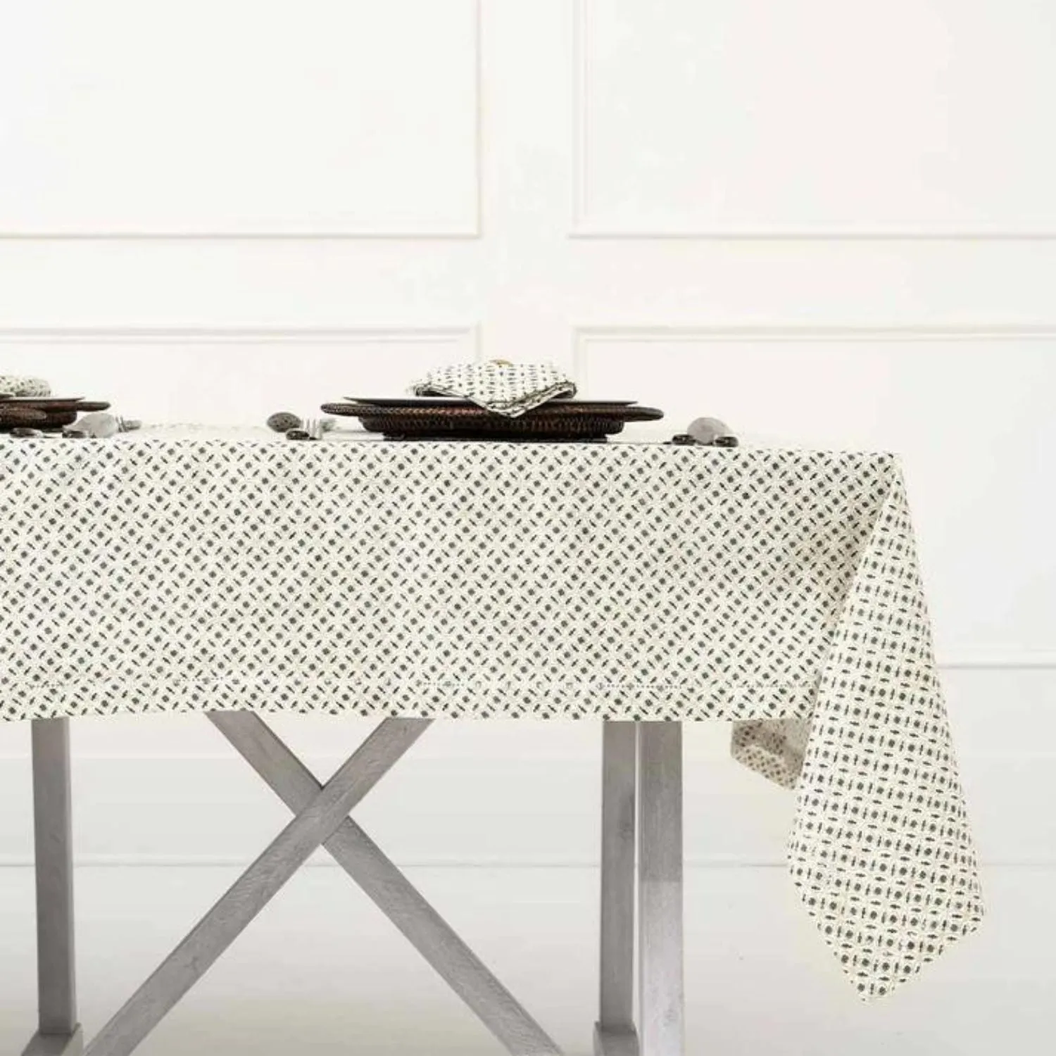 Cotton Table Cloth | Dining Decor | Bottle Green & White | 4, 6, 8 Seater