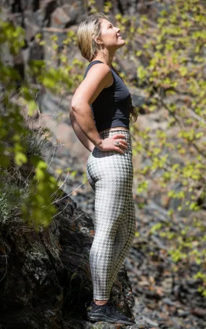 EARTHY HOUNDSTOOTH PRINTED LEGGING