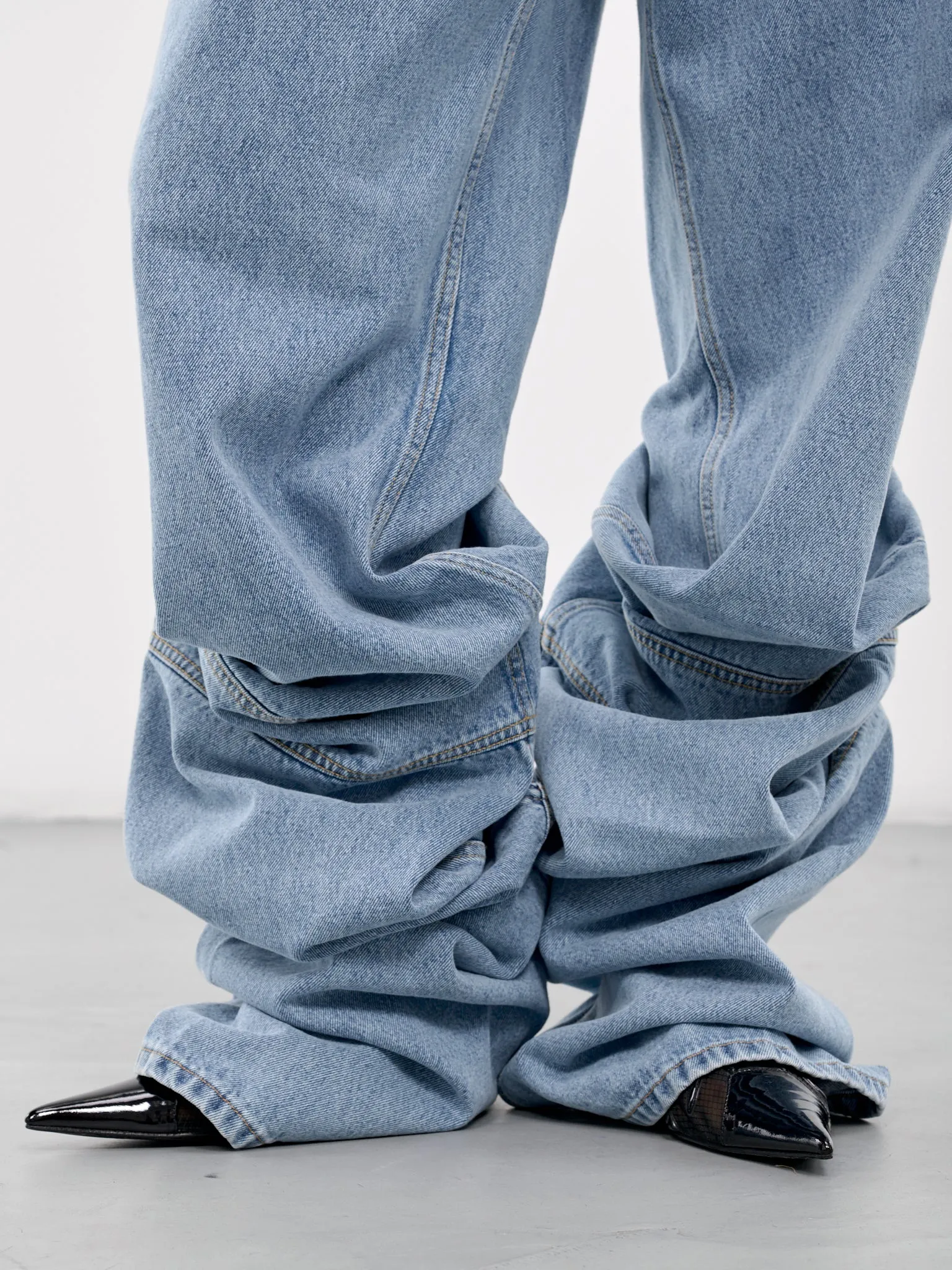 Evergreen Draped Cuff Jeans (207PA014-D22-EVERGREEN-ICE-BLU)