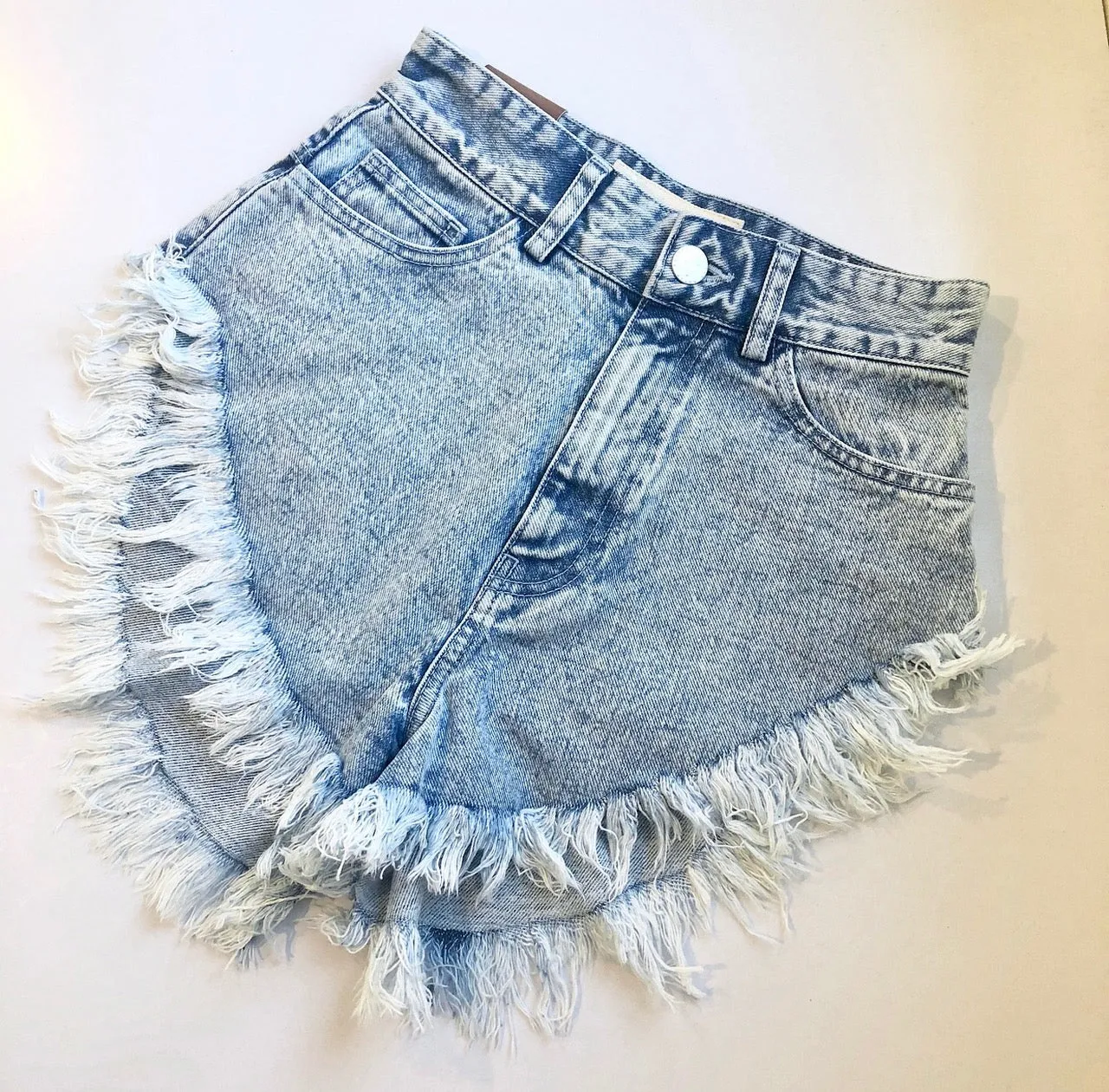 Honey Shorts Acid Wash