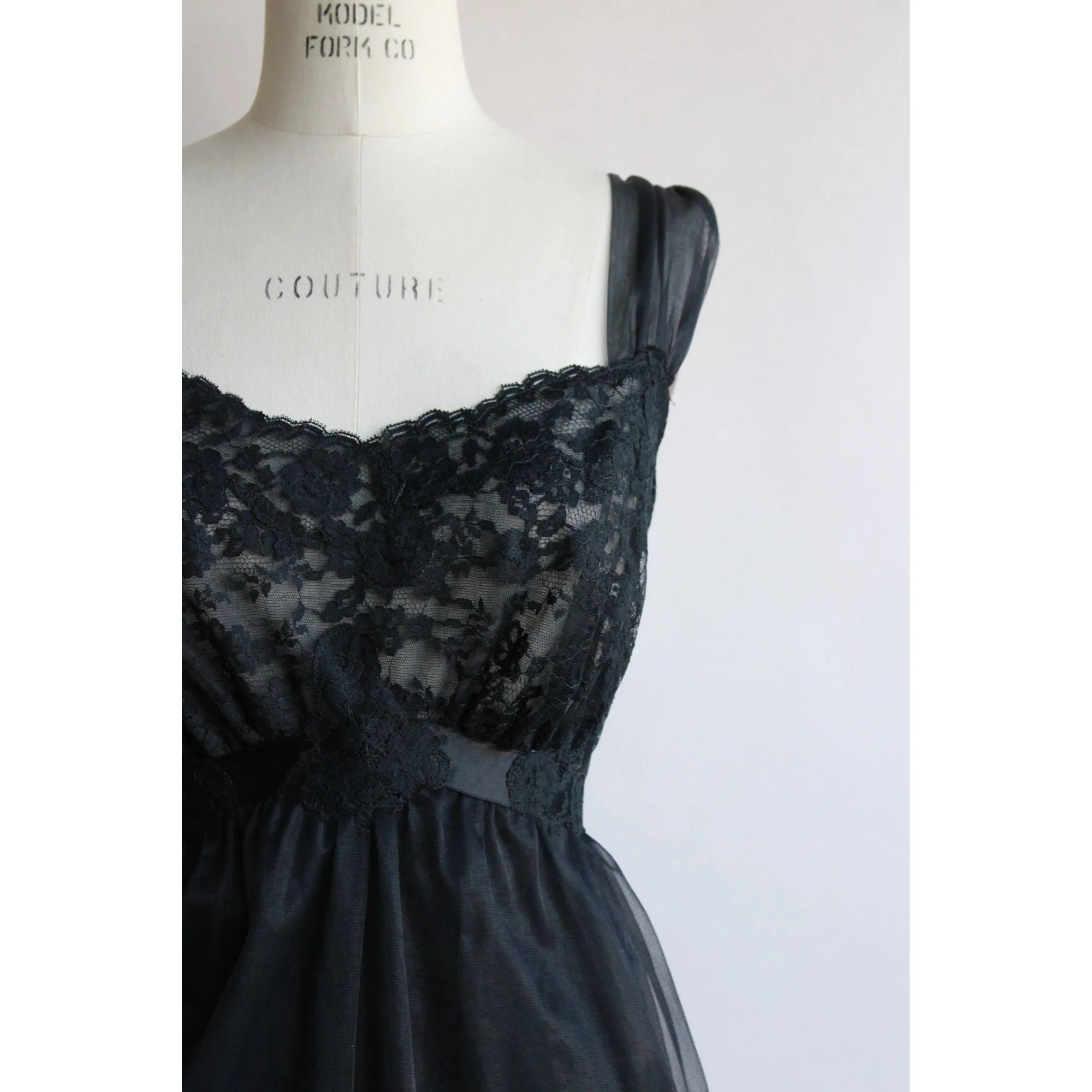 Vintage 1960s Van Raalte Black Lace Trim Nylon NIghtgown