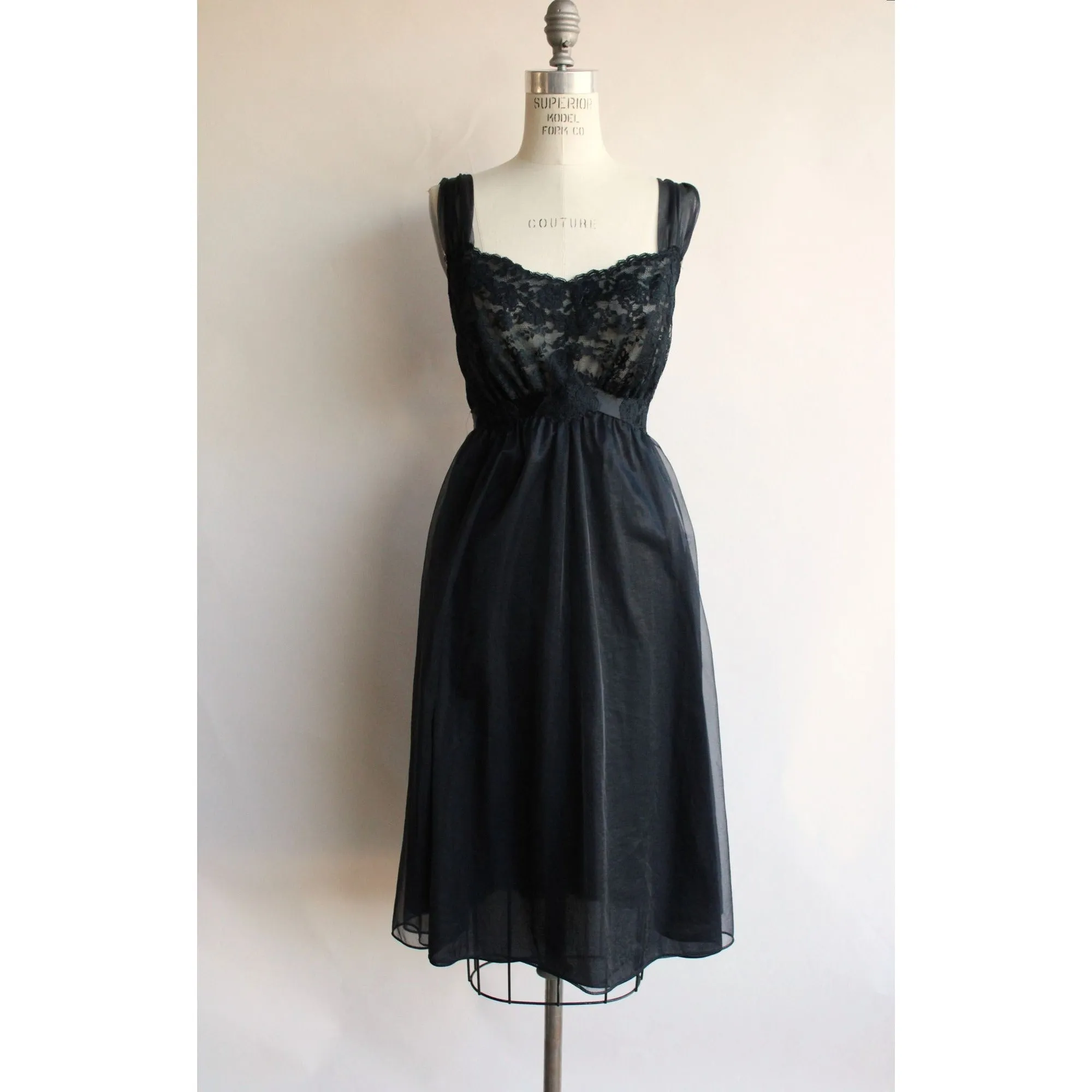 Vintage 1960s Van Raalte Black Lace Trim Nylon NIghtgown