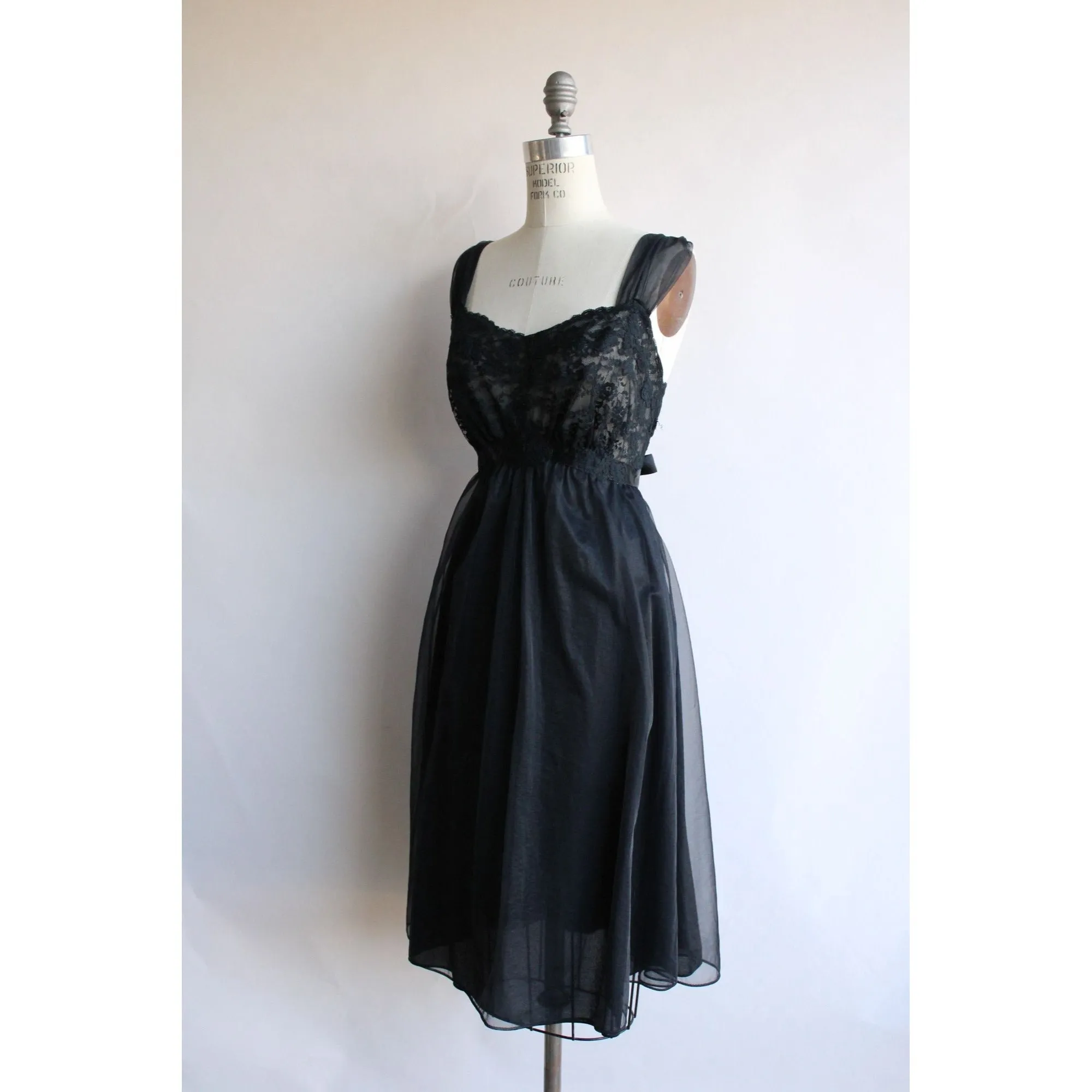 Vintage 1960s Van Raalte Black Lace Trim Nylon NIghtgown