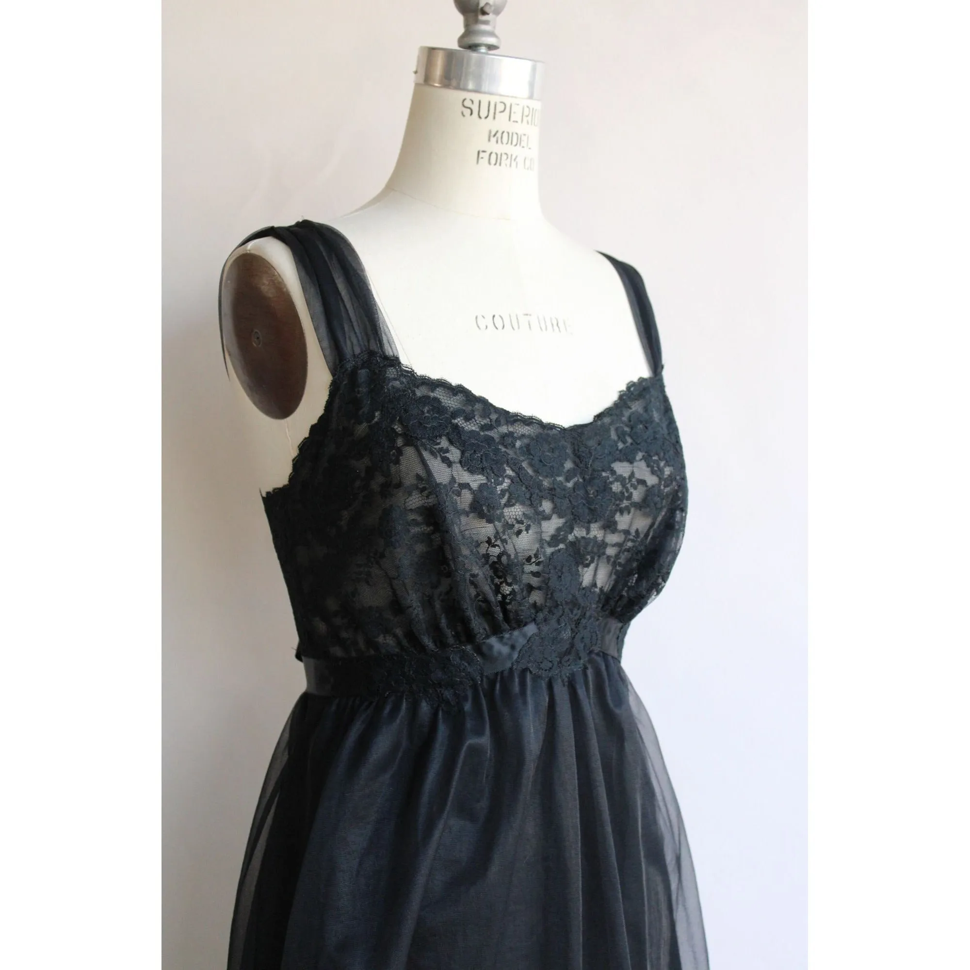 Vintage 1960s Van Raalte Black Lace Trim Nylon NIghtgown